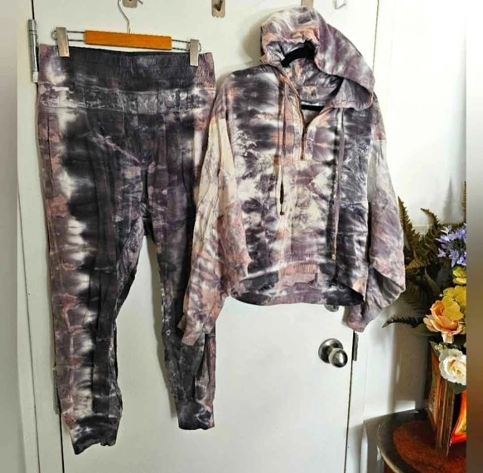 Size S Young Fabulous & Broke Tie Dye Track Set