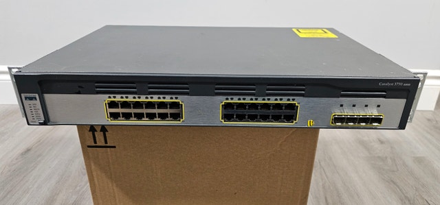 Cisco Catalyst 3750 24-Port Managed Gigabit Switch