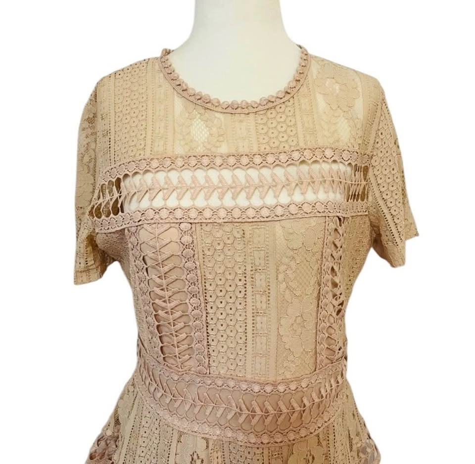 Blush Lace Tiered Ruffle Dress Short Sleeve Medium Cocktail Part - photo 4
