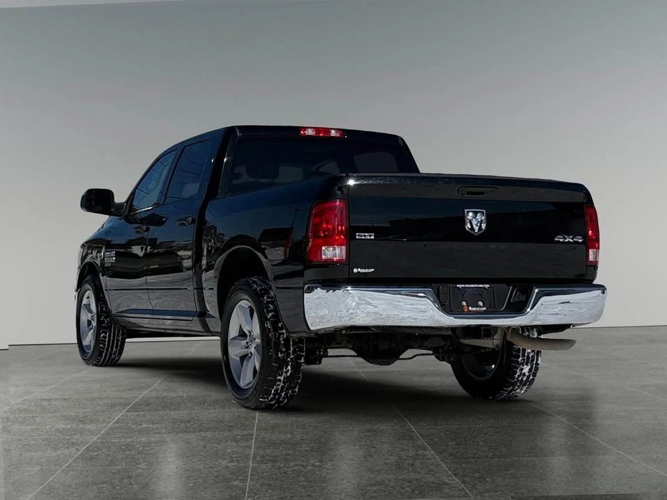 2023 Ram 1500 Classic Crew Cab - photo 2