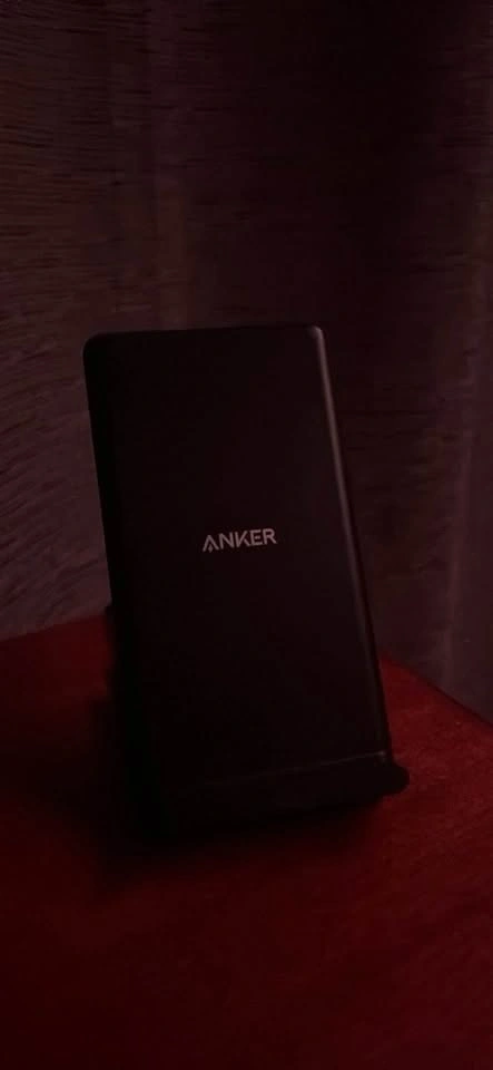 Anker Wireless Charger - photo 3