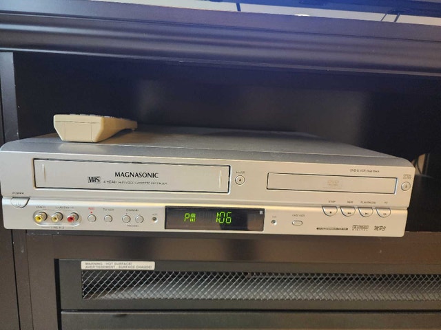 Magnasonic DVD/VCR Combo