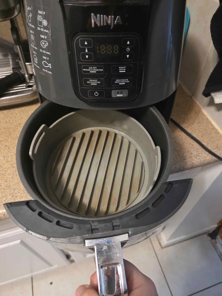 Ninja Air Fryer - photo 2