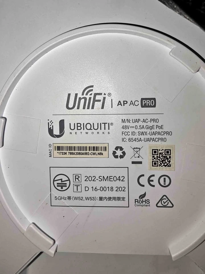 Ubiquiti UniFi UAP-AC-PRO (AC Pro)