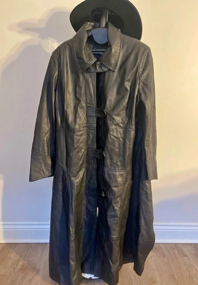 PATAGO Women’s Asymmetrical Goth Leather Coat/Jacket Size XL