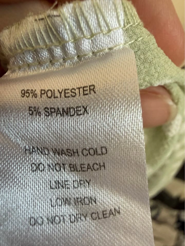 Nice woman dress size small pickup 🌱 orleans - photo 3