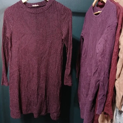 Lot of 16 XS, S, M Tops Shirt Sweater Women Bundle - photo 3