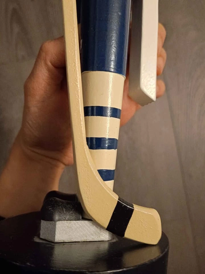 Maple Leafs NHL Player Nutcracker - photo 2