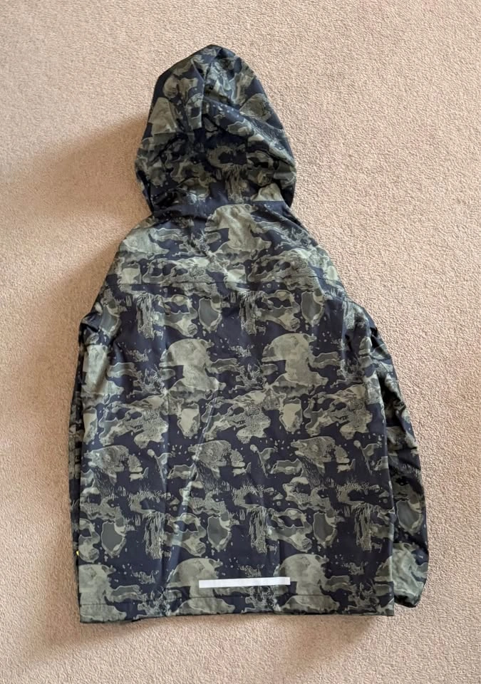 MEC Youth Jacket Size 10 - photo 2