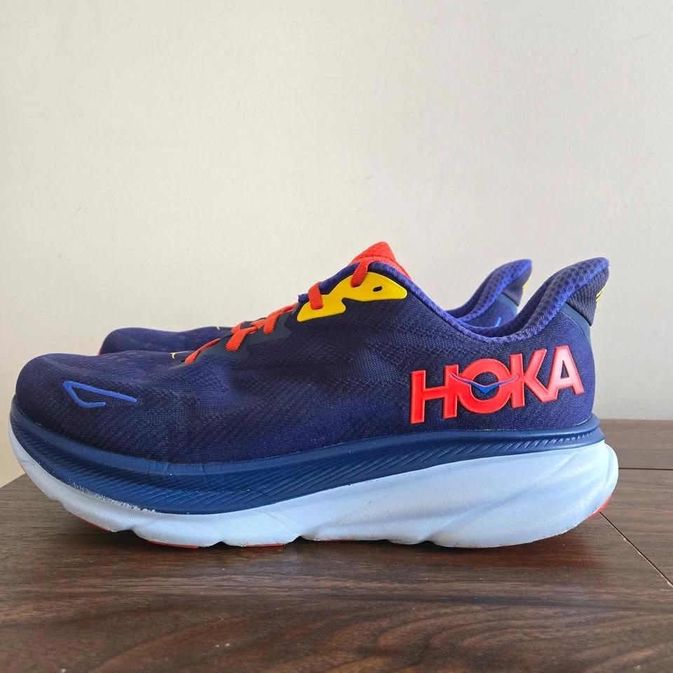 HOKA Clifton 9 WIDE Running Shoes Mens Size 12 2E - photo 5