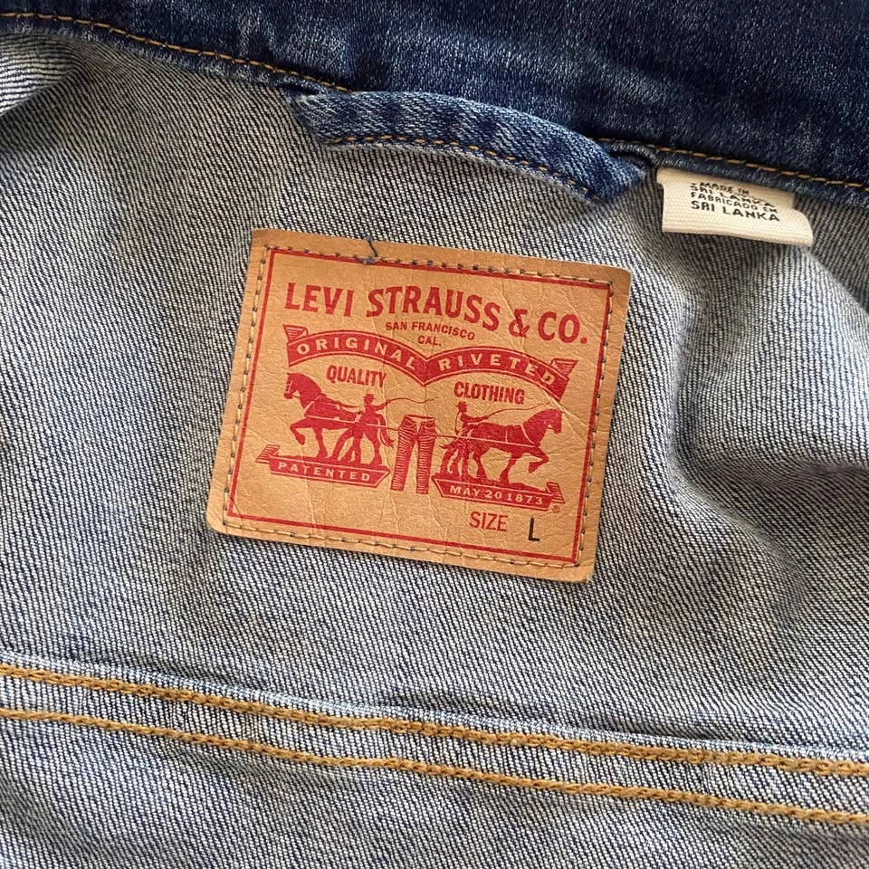 Levi’s Jean Jacket Womens Size L Blue Denim - photo 3