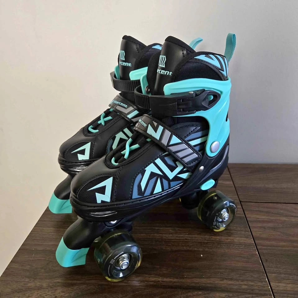 MARCENT Roller Skates Kids Size 1-4 Mint Green Adjustable Light