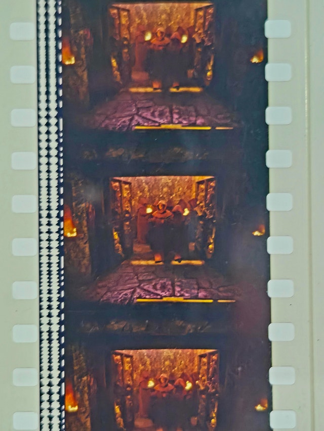 Movie film cells 35mm vintage - photo 3