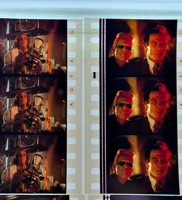Movie film cells 35mm vintage - photo 4