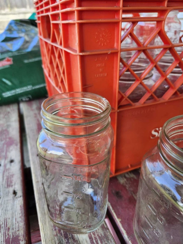 19 Glass Preserving Jars (40 oz) - photo 3