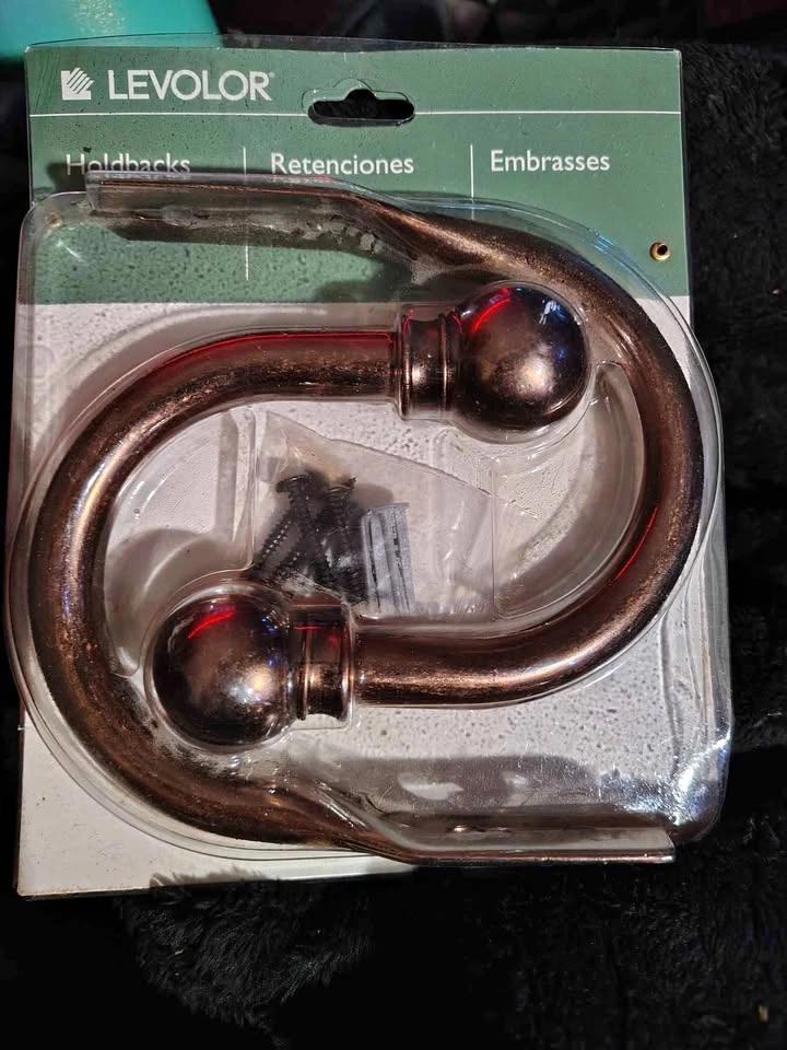 New 2 Pack Metal Curtain Holdbacks - Bronze