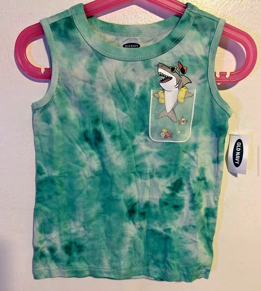 BOYS TANK TOPS SIZE:4T PRICE:$15