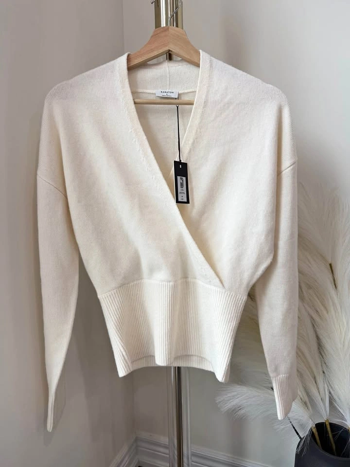Aritzia Atticus Merino Wool Sweater Size S NWT