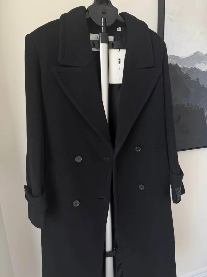 Aritzia Maxine Coat - Soft Wool Cashmere Size M NWT - photo 4