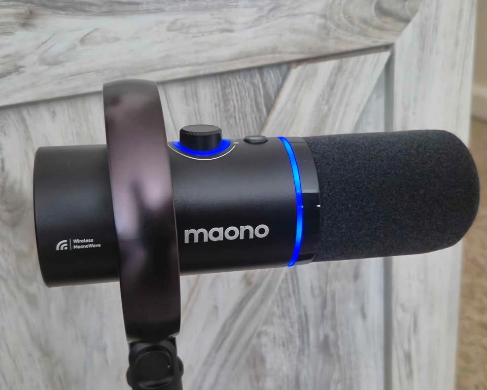 MAONO PD200W Hybrid Wireless Podcast Mic - photo 5
