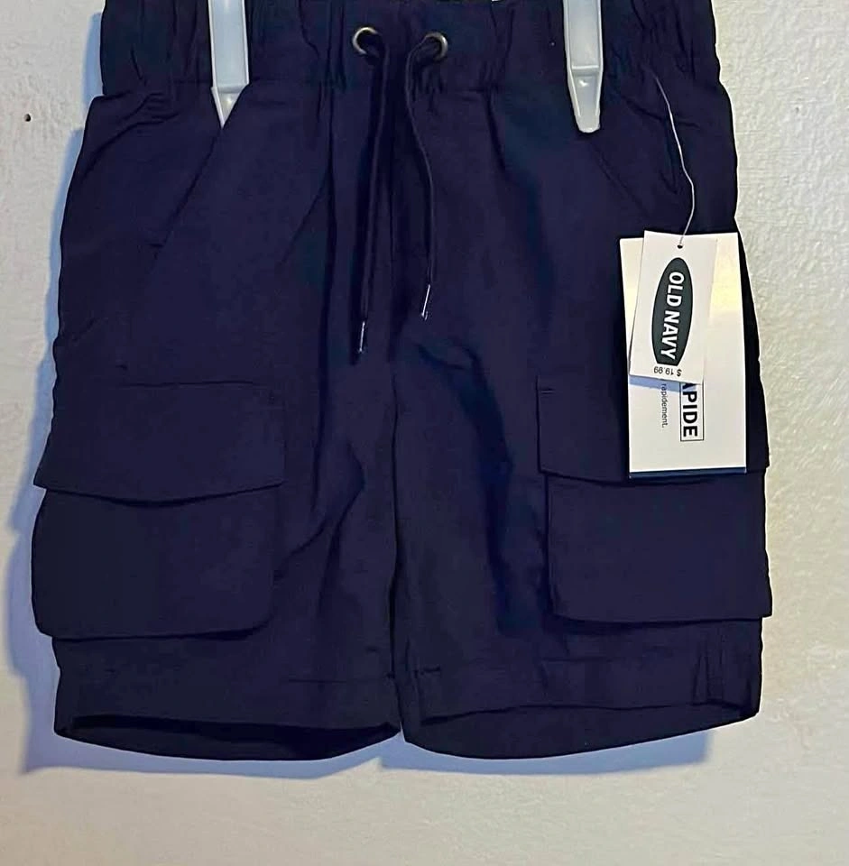 BOYS SHORTS SIZE:2T PRICE:$15