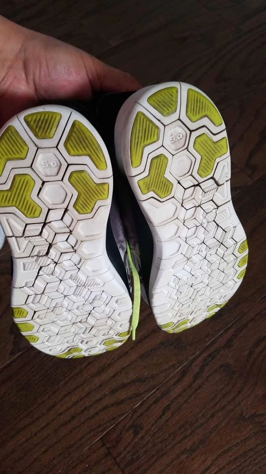 Nike women size 11 used $20 obo - photo 4