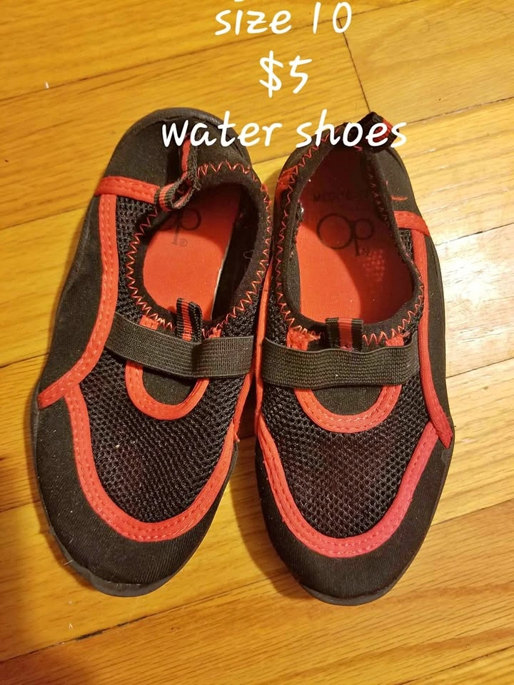 Kids size 10 Water shoes