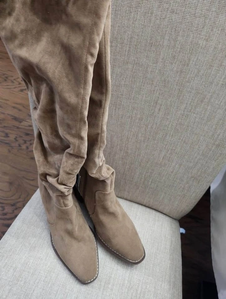 Boots new $20 FIRM size 9.5 - photo 2