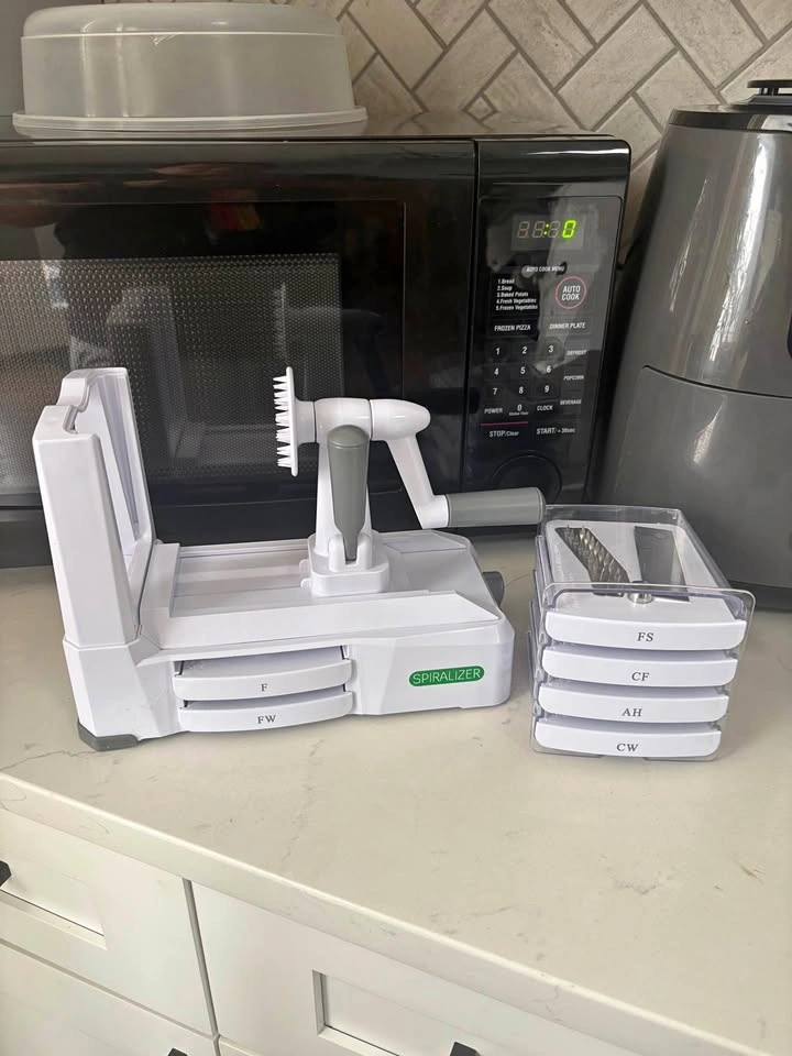 Vegetable spiralizer $20
