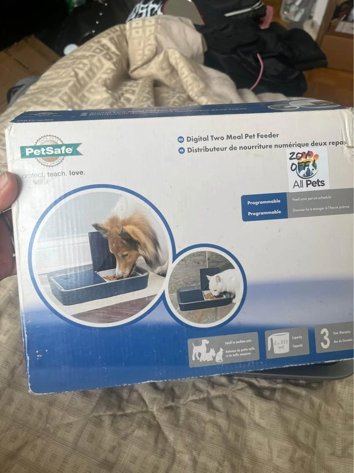 Automatic Digital Pet Feeder - photo 2