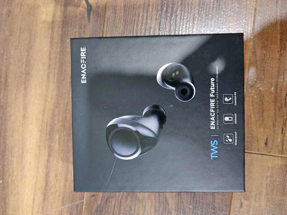 Brand new in box Bluetooth 5.0 wireless earbuds