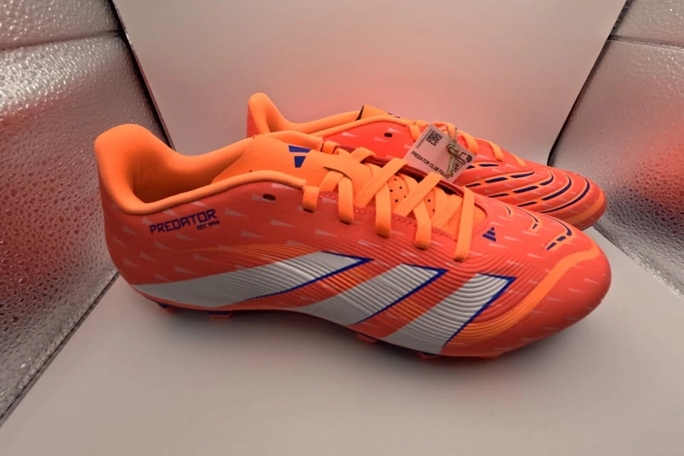 Adidas Predator Club Soccer Cleats FG Size 10