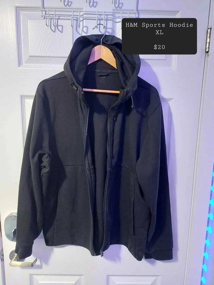 Hoodies – H&M and Other Popular Brands EVERYTHING MUST GO - photo 3
