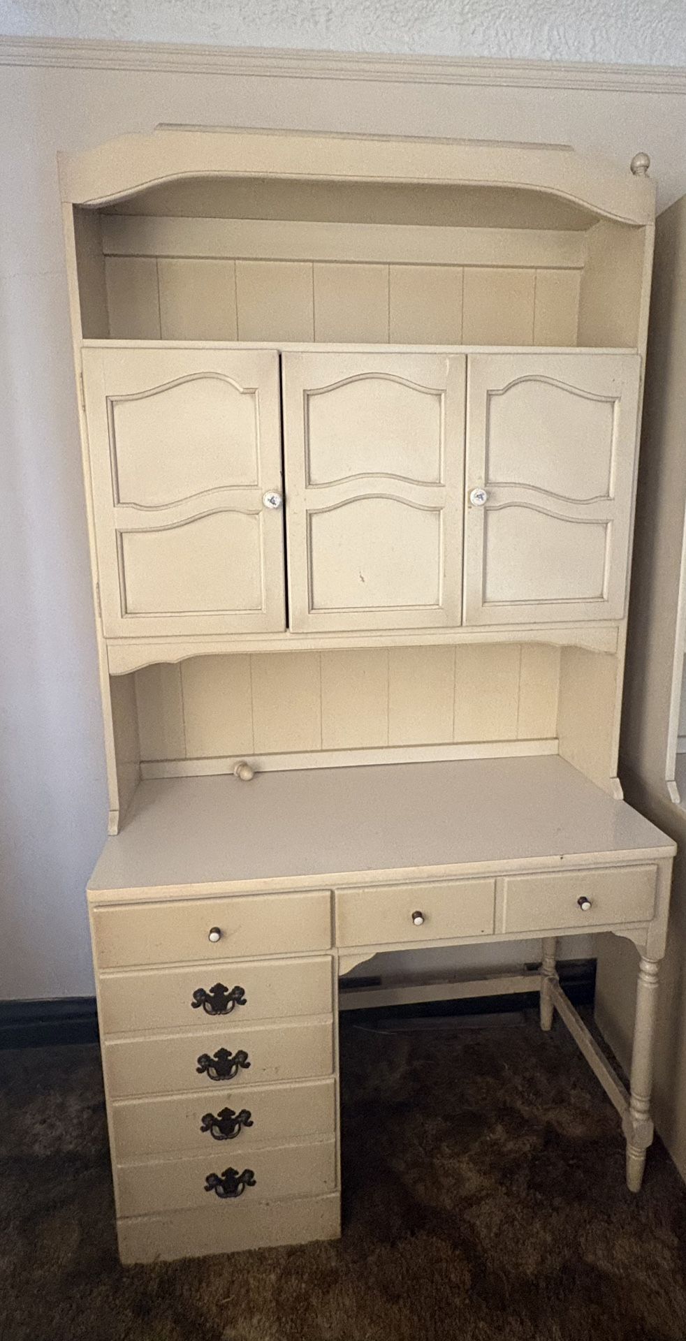 Ethan Allen Desk