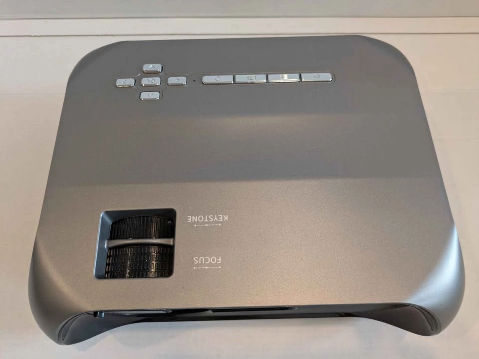 Monster Vision 1080p Projector with 120" Screen - photo 4