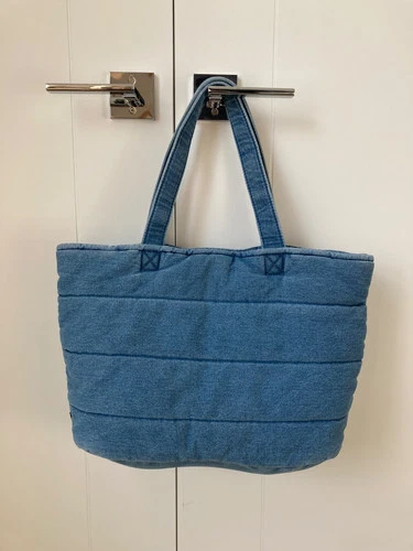 GAP Denim Quilted Puffer Tote Bag Soft Blue Magnetic Snap Closur - photo 2