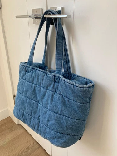GAP Denim Quilted Puffer Tote Bag Soft Blue Magnetic Snap Closur - photo 3