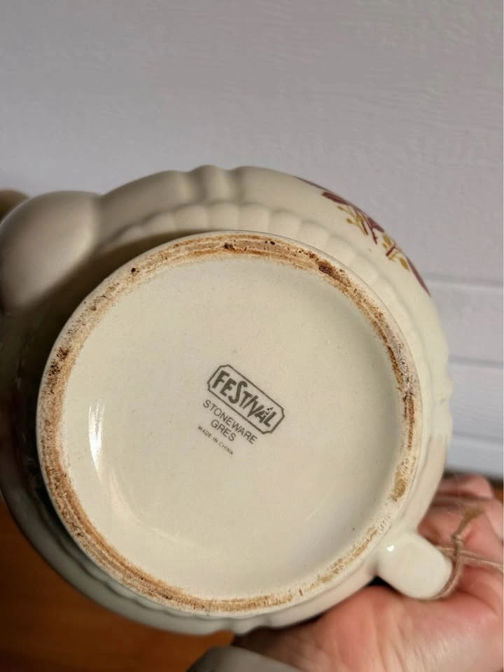 Vintage Stoneware Floral Teapot - photo 3