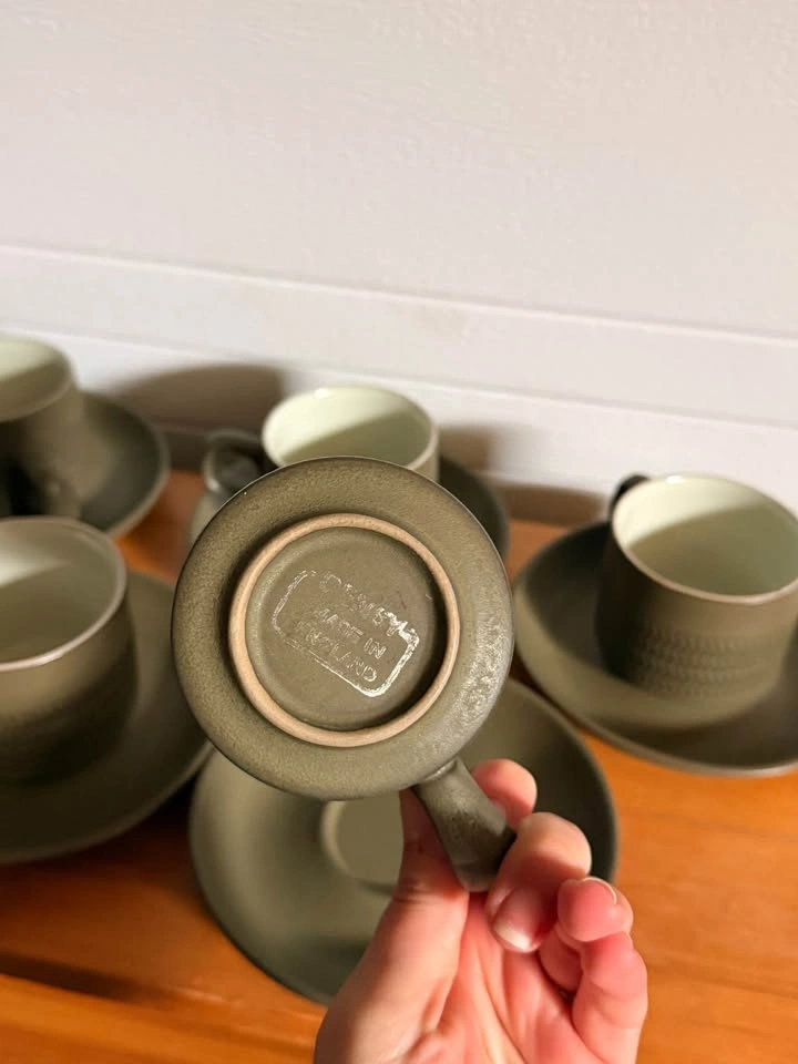 Denby Made in England Cups and Saucers Set of 6 - photo 4