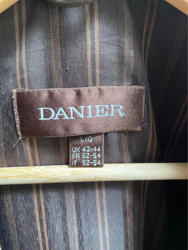 Danier Genuine Leather Jacket - Dark Brown - Men's Large - photo 2