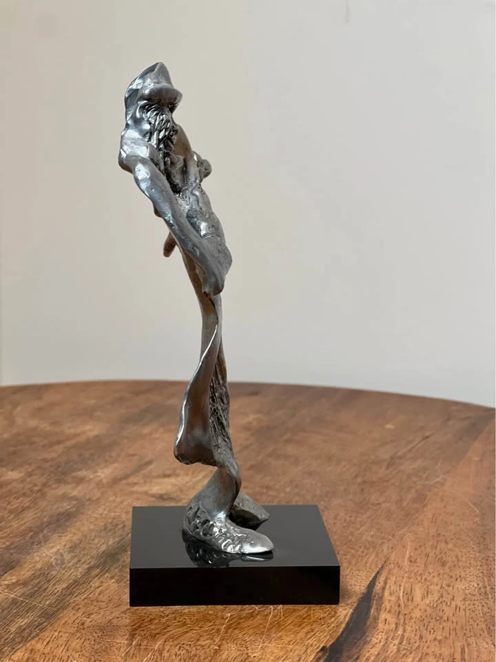 Ben Shahn Attr. Silver-Tone Fiddler Sculpture - photo 3