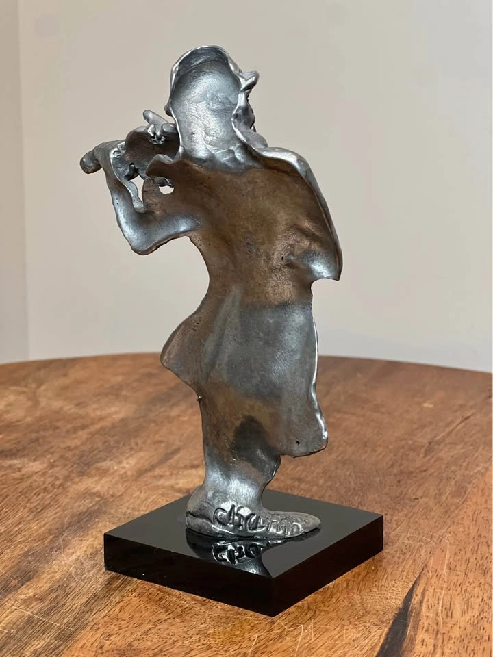Ben Shahn Attr. Silver-Tone Fiddler Sculpture - photo 4