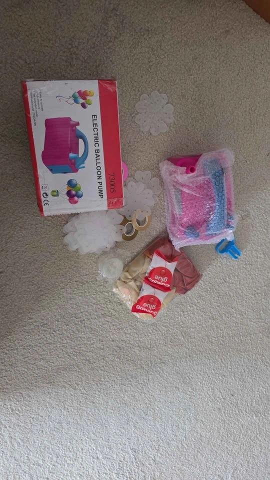 BNIB ballon electronic pump - photo 2