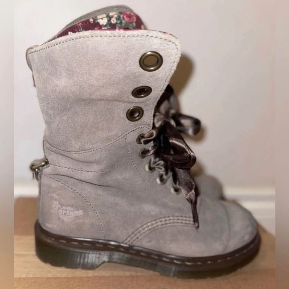 Dr Martens 1914 Triumph Grey/Taupe Floral Suede Boots Size 38 - photo 5