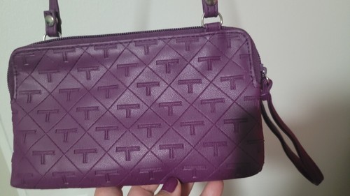 Tahari Convertible Crossbody Bag - photo 5