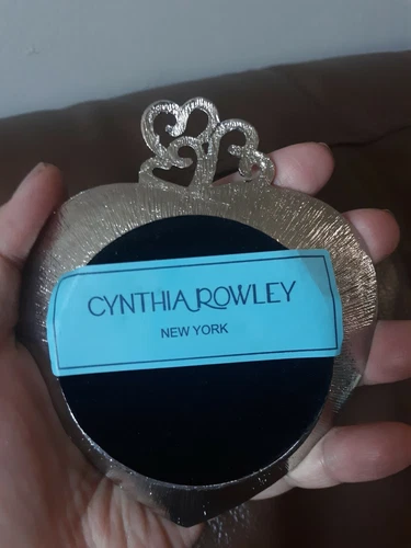 Cynthia Rowley Scroll Heart Trinket Jewelry Dish - photo 2