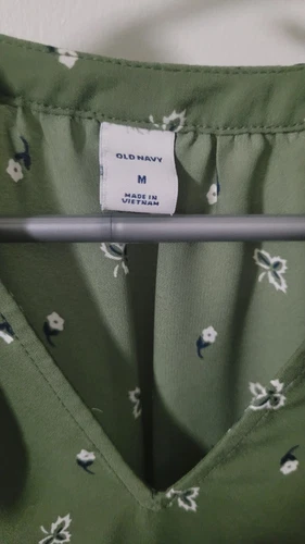 Old Navy Top Sz M - photo 2