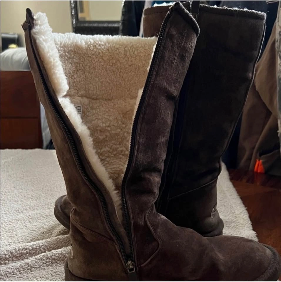 Ugg Suede Boots Women’s - photo 2