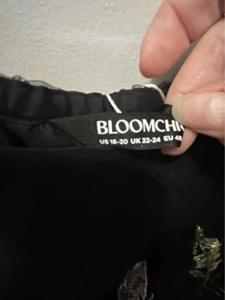 BloomChic Black Maxi Dress w/ Floral Embroidery - Size 18-20 - photo 5