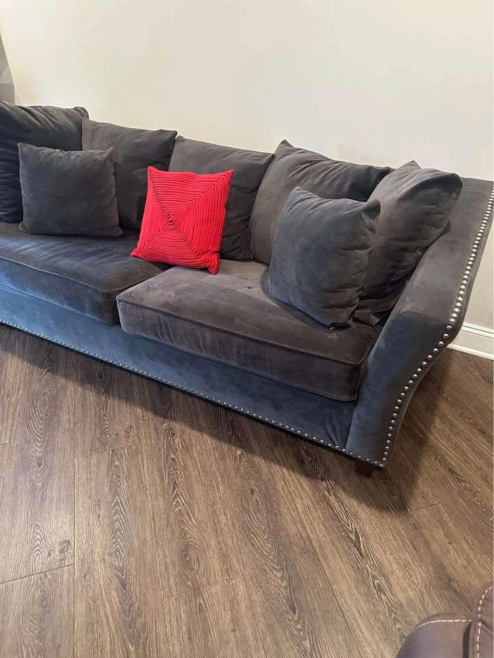 Two beautiful sofas for sale - photo 4